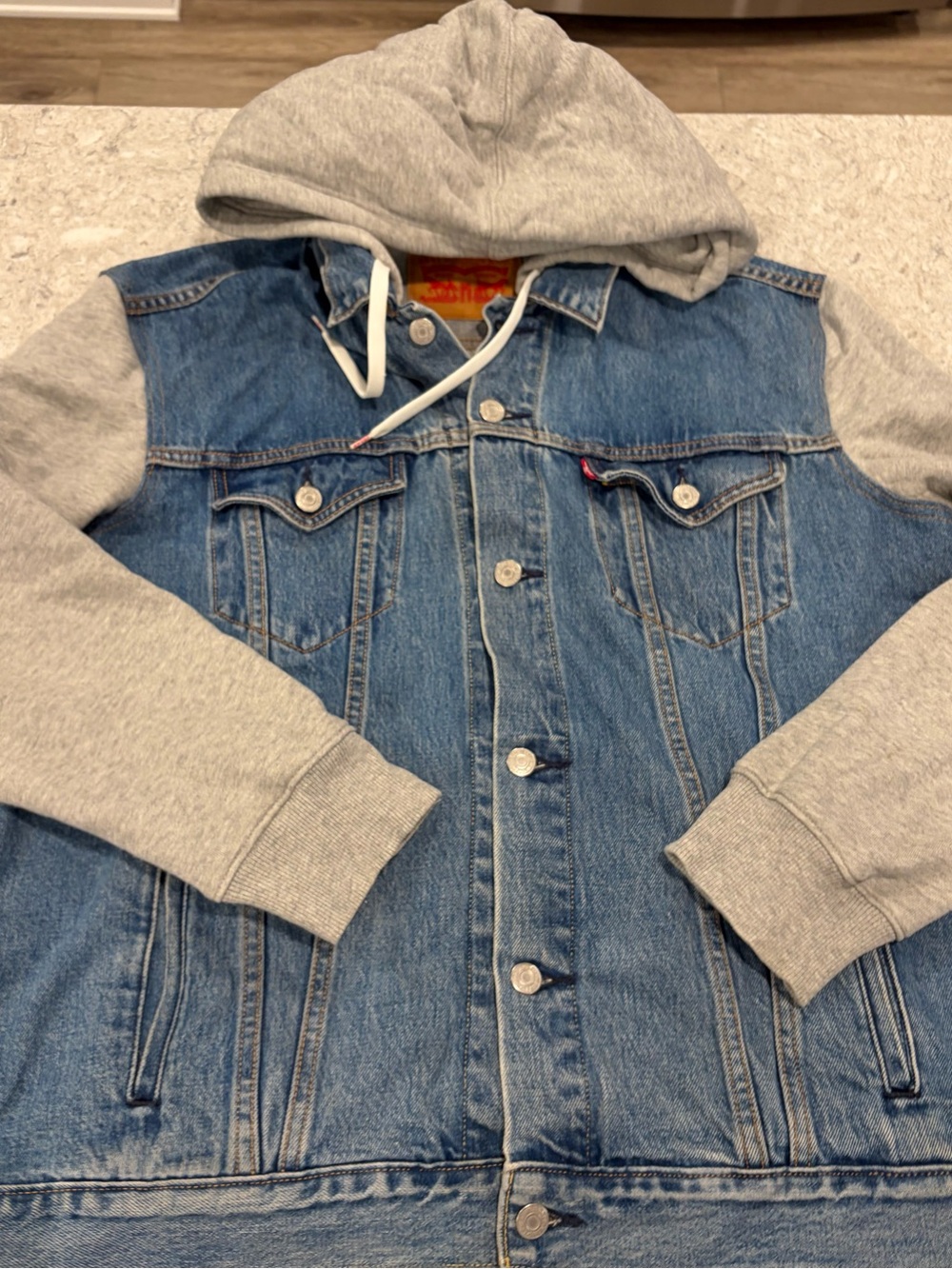 Levi’s Men’s Denim Jacket with Gray Hoodie Sleeves-XL